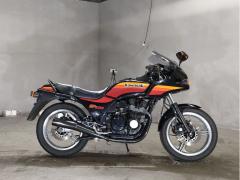Kawasaki GPZ550 2024