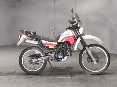 Yamaha SEROW XT225 1987