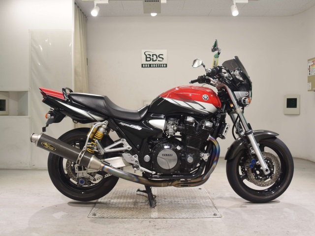 Yamaha XJR1300 2004