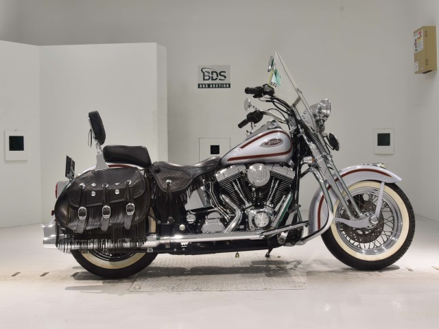 HD HERITAGE SPRINGER FLSTS1450 2000