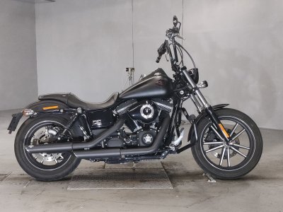HD STREETBOB FXDB1580 2016