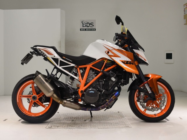 KTM 1290 SUPERDUKE R 2016