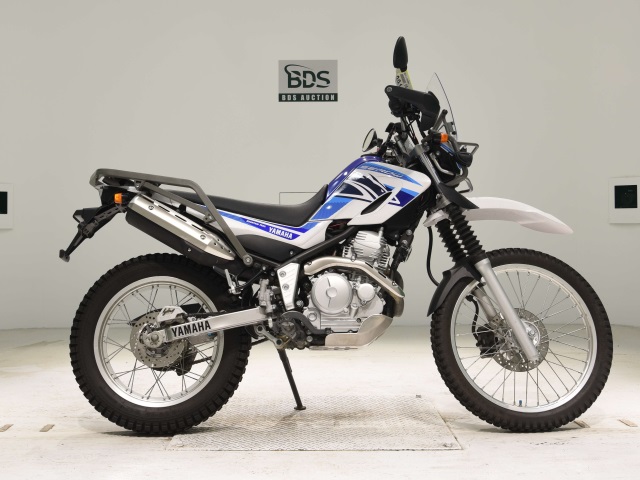 Yamaha SEROW XT250 2018