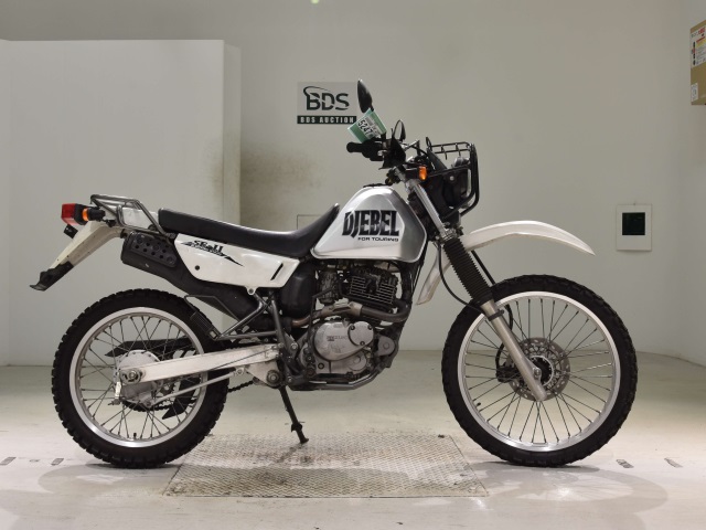 Suzuki DJEBEL200