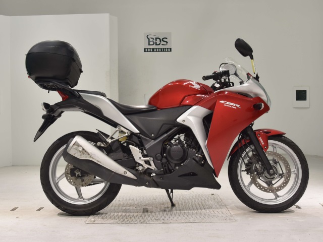 Honda CBR250R 2011