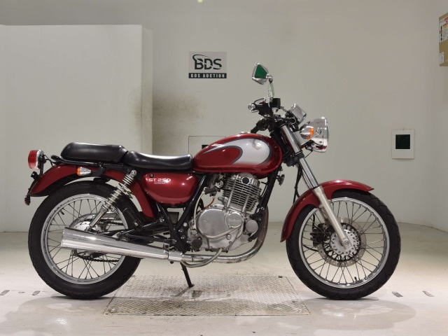 Suzuki ST250E