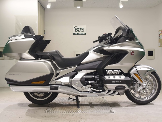 Honda GL1800 TOUR D 2024