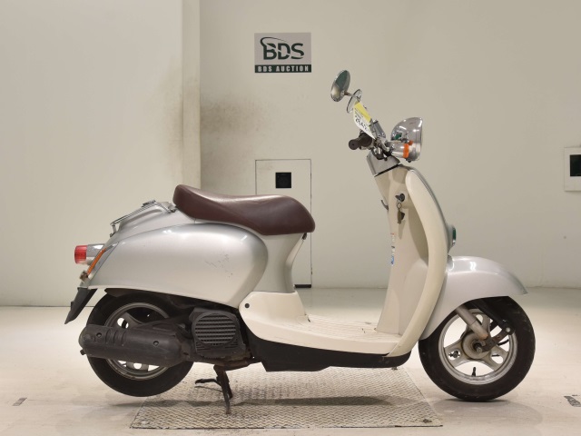 Honda GIORNO CREA