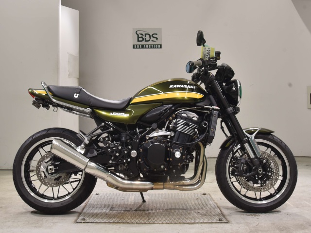 Kawasaki Z900RS 2021