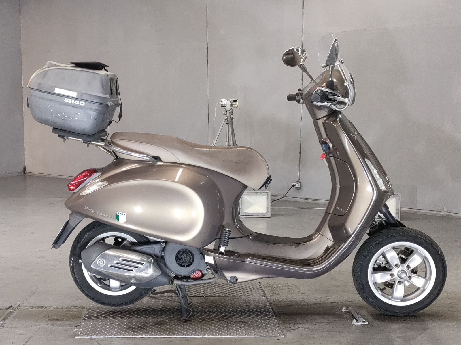Vespa PRIMA BEIGE RA150