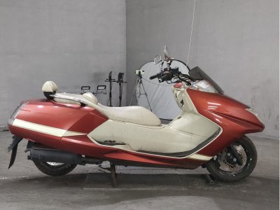 Yamaha MAGZAM 2012