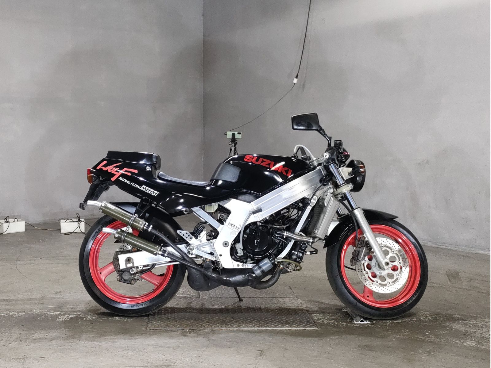 Suzuki WOLF250