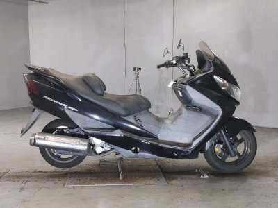 Suzuki SKYWAVE 250S