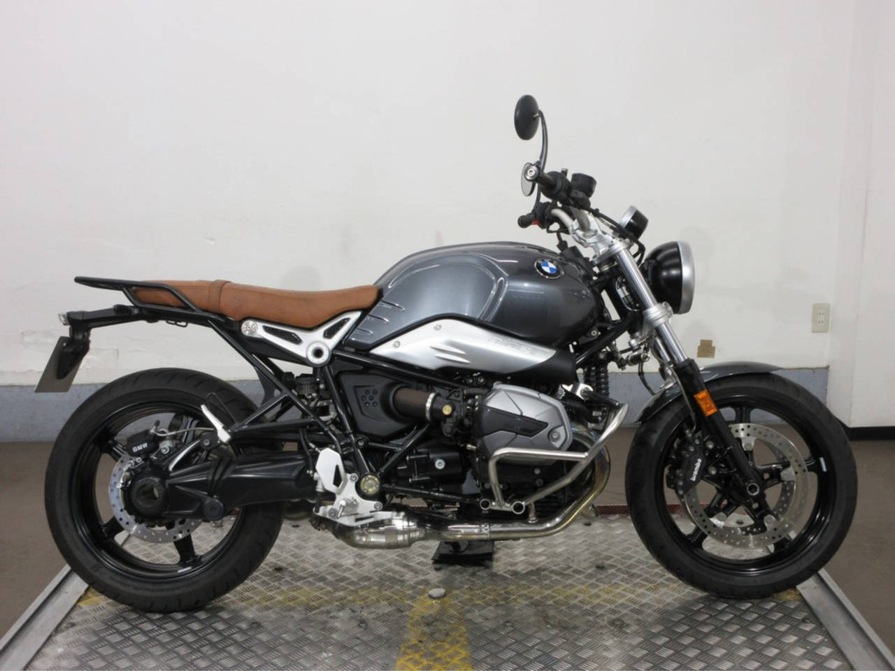 BMW R NINE T PURE 2021