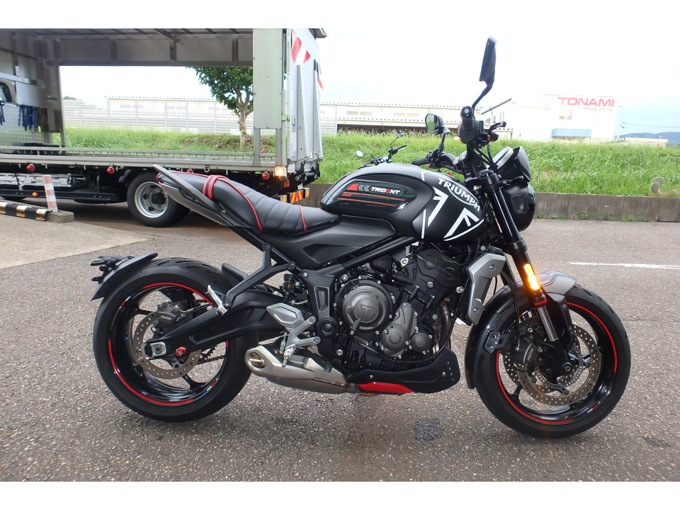 Triumph TRIDENT660 2022