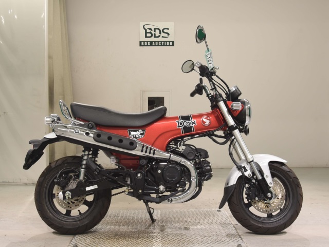 Honda DAX125 2022