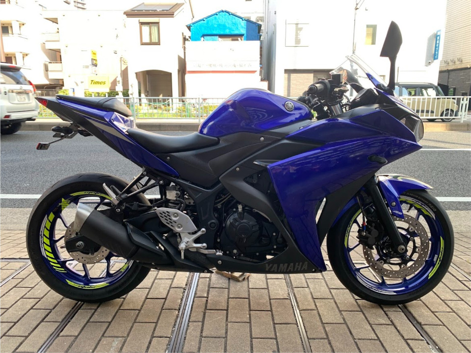 Yamaha YZF-R25 2016
