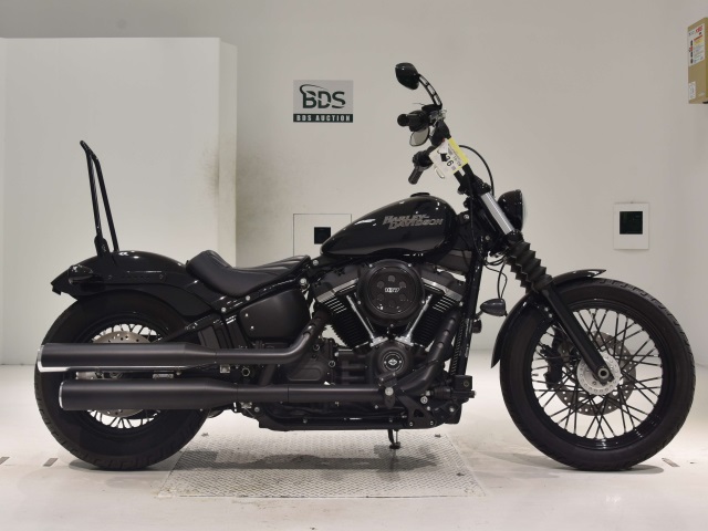 HD STREETBOB FXBB1750 2019