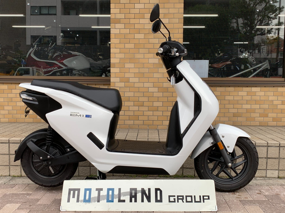 Honda EM1E: 2023
