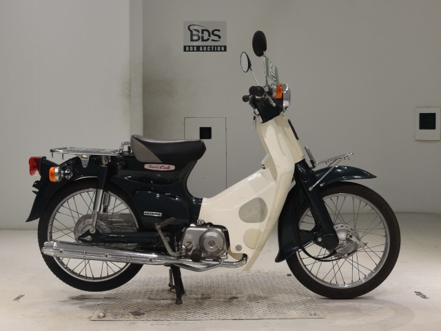 Honda C50 2002