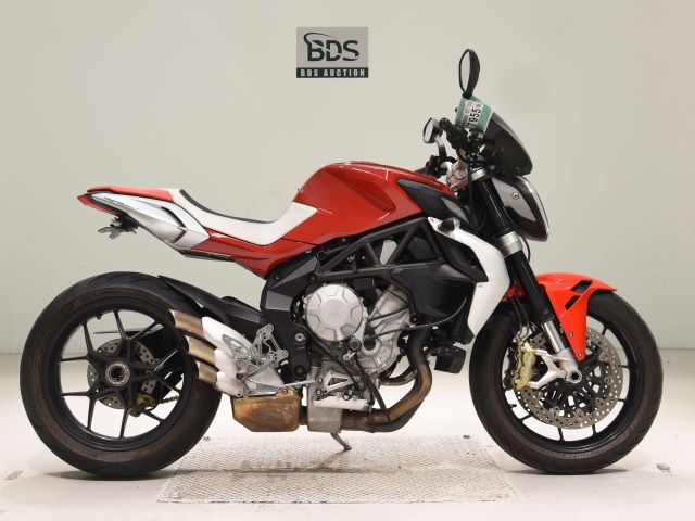 MV Agusta BRUTALE 675 2013