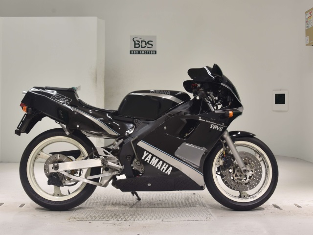 Yamaha TZR250 1989