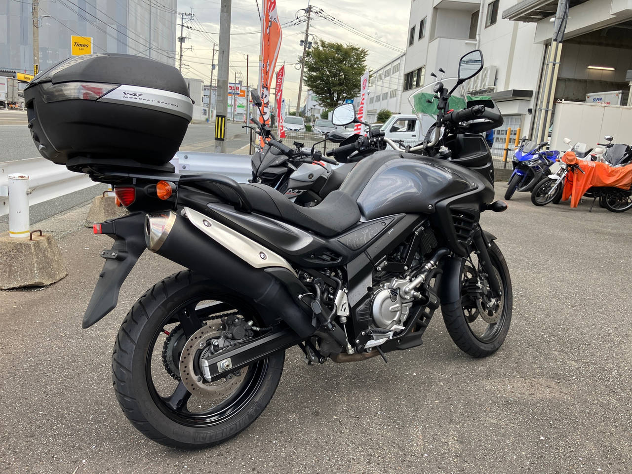 Suzuki V-STROM DL650A 2013