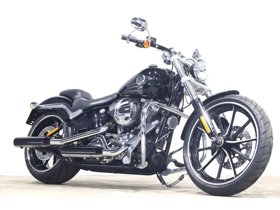 HD BREAKOUT FXSB1580 2016