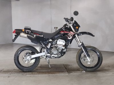 Kawasaki D TRACKER 2005