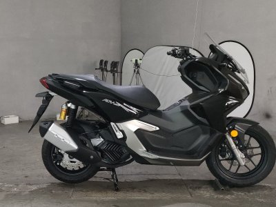 Honda ADV 160 2025