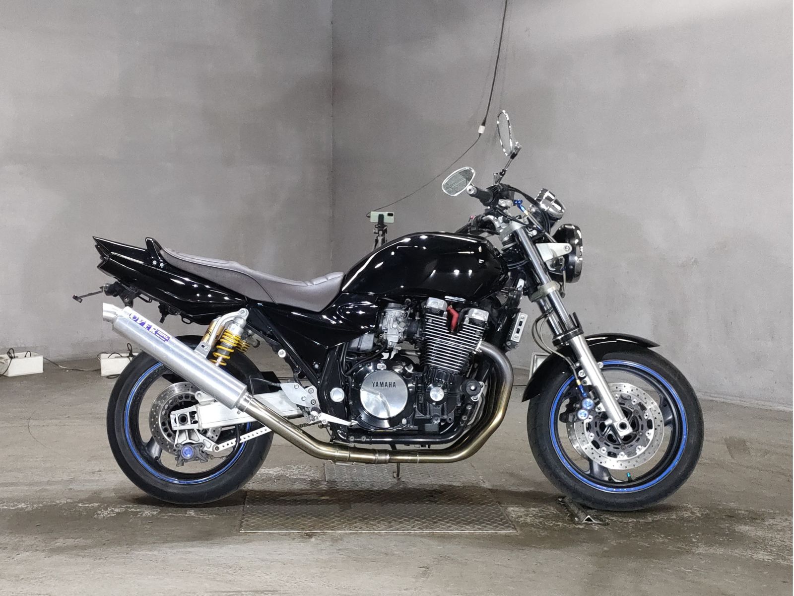 Yamaha XJR1300 2000