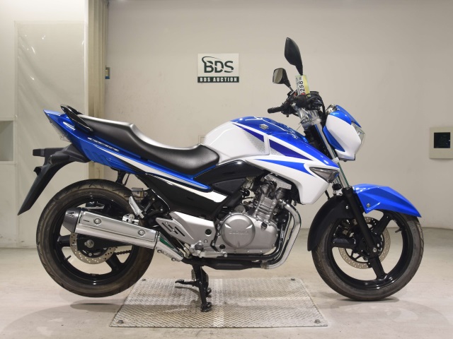 Suzuki GSR250