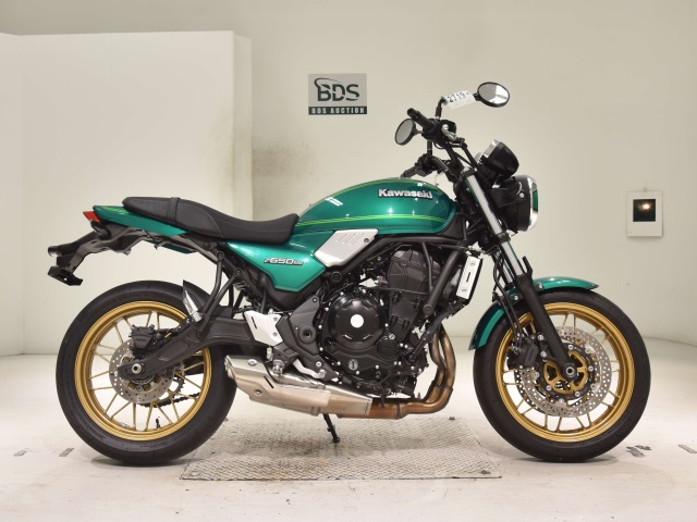 Kawasaki Z650RS 2022