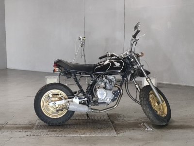 Honda APE50 2004