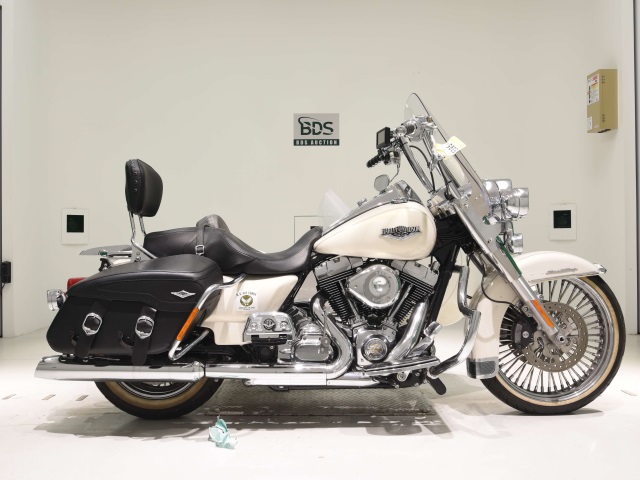 HD FLHRC1690 SIDECAR 2014