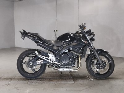 Suzuki GSR400