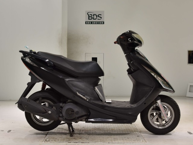 Suzuki GSR125 2007