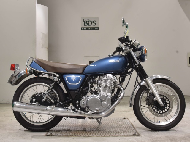 Yamaha SR400 2020