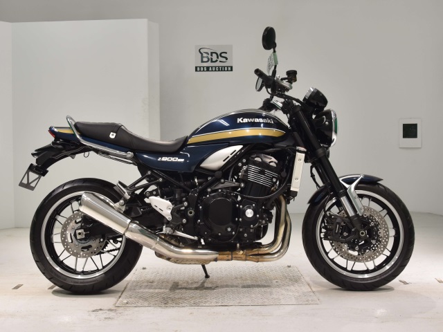 Kawasaki Z900RS 2021