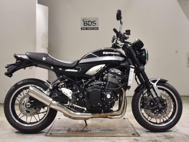Kawasaki Z900RS 2021