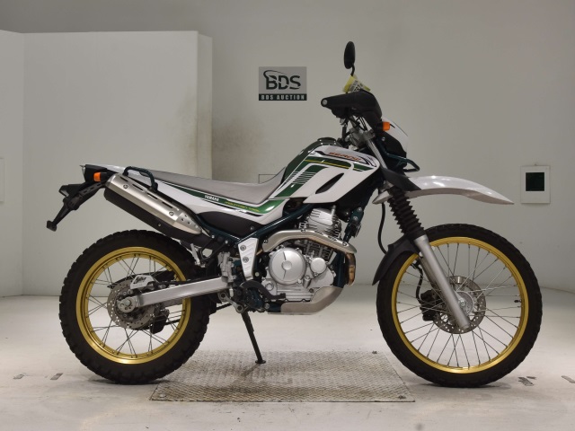 Yamaha SEROW XT250 2020