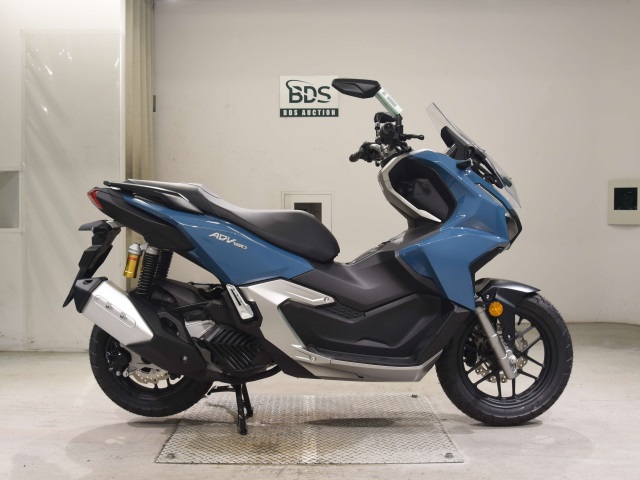 Honda ADV 160 2023