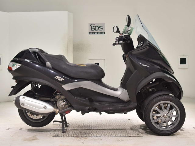 Piaggio MP3