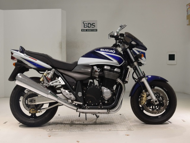 Suzuki GSX1400 2004