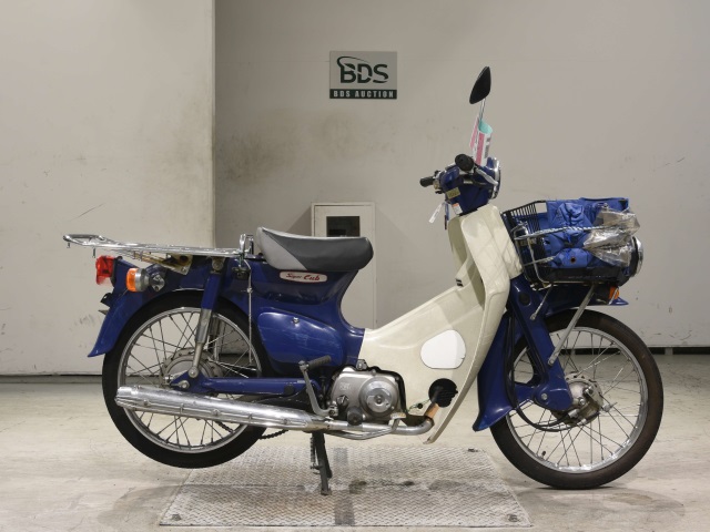 Honda C50 2005