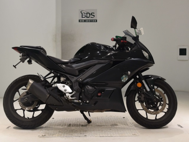 Yamaha YZF-R3 2021