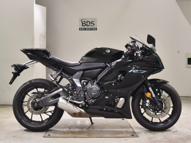 Yamaha YZF-R7-2 2024