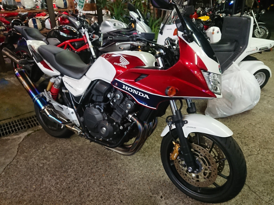Honda CB400 SﾎﾞﾙﾄﾞｰﾙABS 2014
