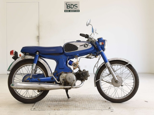 Honda CS90