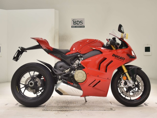 Ducati PANIGALE V4S 2024